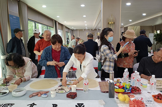 墨缘书画院与清莲书画院携手举办书画艺术沙龙活动
